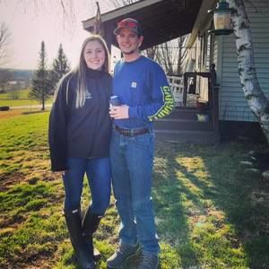 Meet your Posher, Chloe